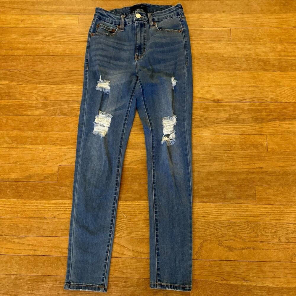 Aeropostale high-rise curvy distressed medium wash jeggings pants sz 6
b13